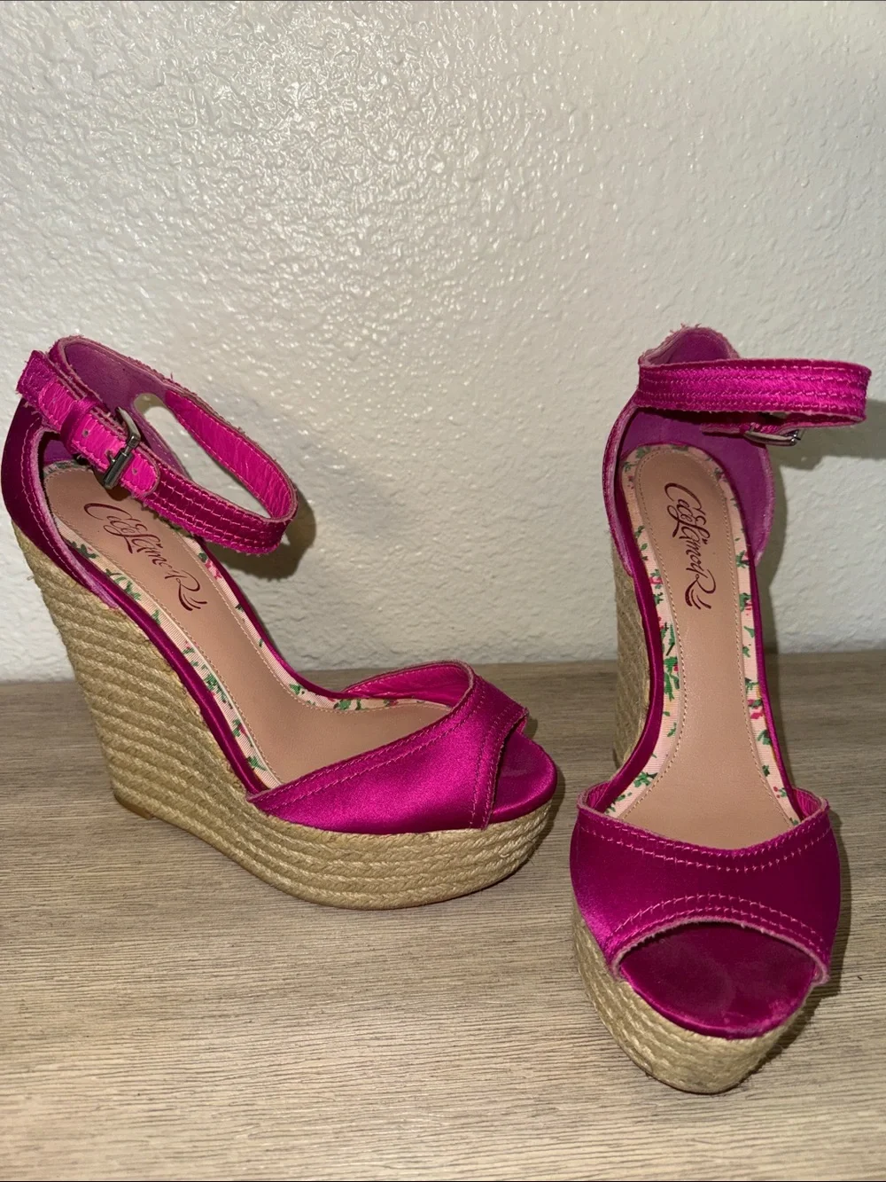 Cece L’ Amour Tanisha wedge pump vintage 2013